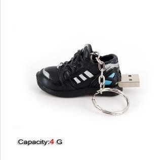Pen Drive Formato De Tenis 4gb Lindo Produto